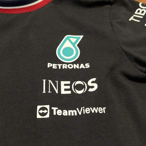 Mercedes AMG Petronas Hilfiger  F1 Formula 1 Team  T Shirt Authentic Size 7 - Picture 3 of 13